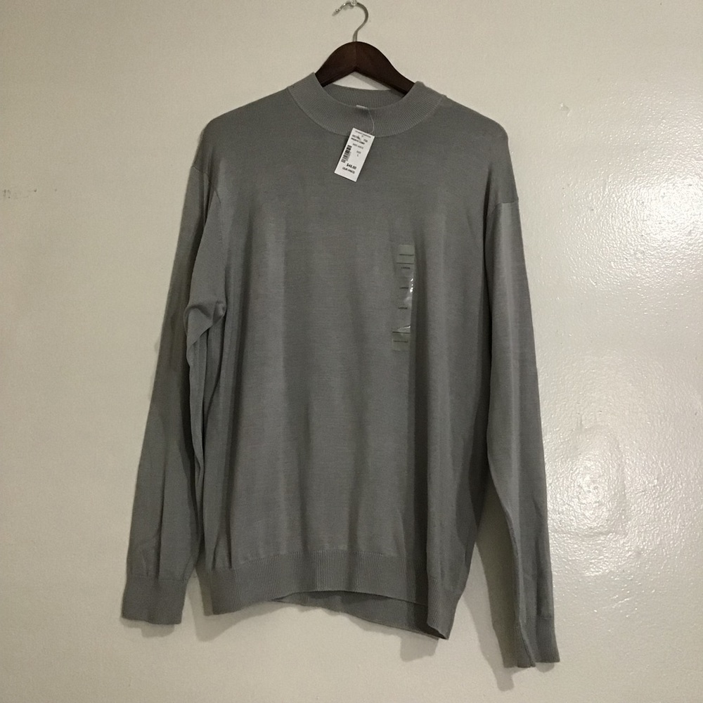 Men’s Warehouse grey sweater/turtle neck